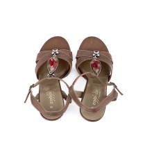 Barna női szandál, strasszos 889 ZODIACO díszítéssel