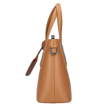 Fekete bőr kézitáska, 1364, Olaszországban gyártva