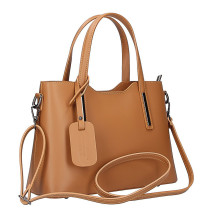 Okker bőr kézitáska 1364 Készült Olaszországban