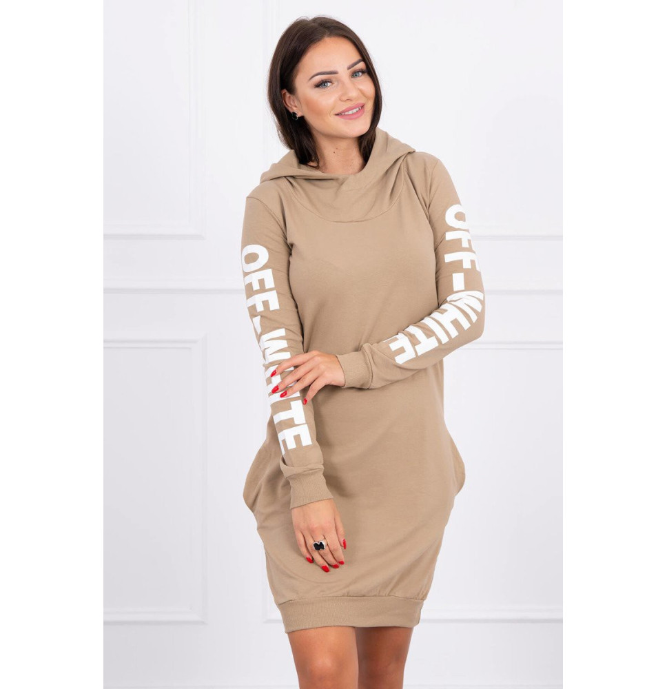 Öltöztesd fel a fehér MI62072 camel