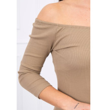 Kivágott ruha nyakkivágással MI8974 camel