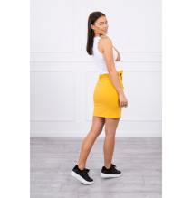 Női szoknya MI8984 derékhoz kötve okker