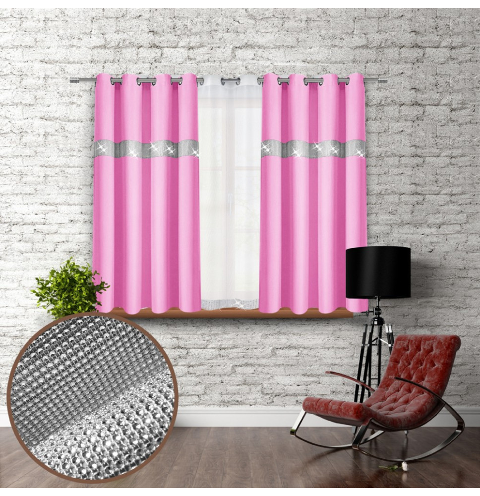 Függöny a gyűrűk cirkóniával 140x160 cm világos rózsaszín