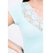 Női póló csipke nyakkivágással MI8987 menta