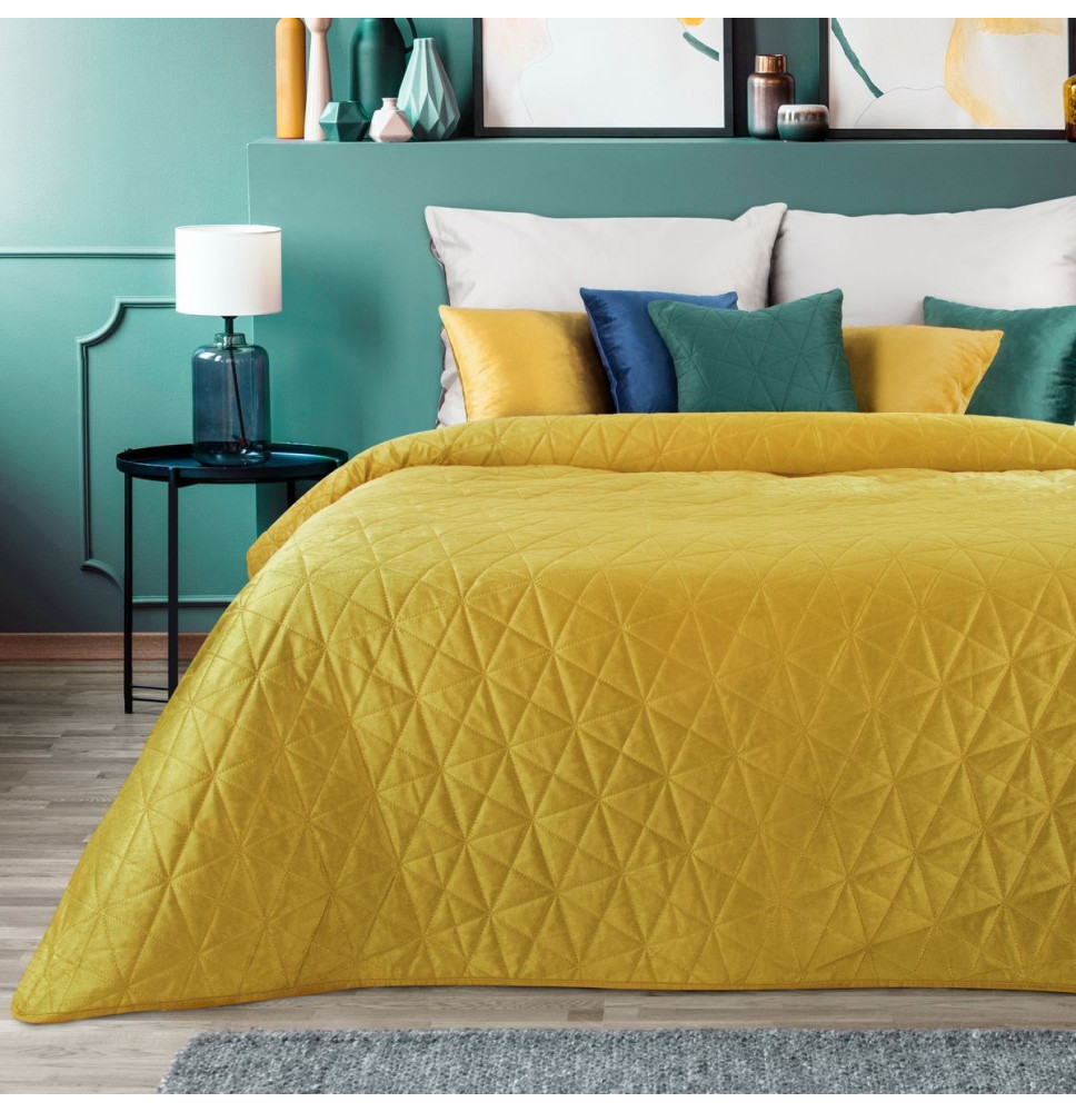 Bársony ágytakaró Luiz3 okker