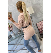 Az MI0140 övvel díszített ruha rózsaszínű