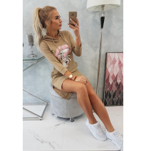 Ruha meghosszabbított hátsó és színes nyomtatott elülső MI64632 camel