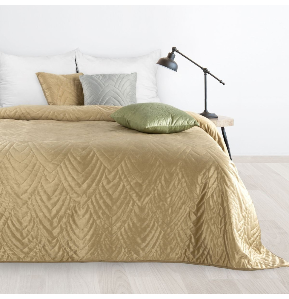 Bársony ágytakaró Luiz6 bézs new