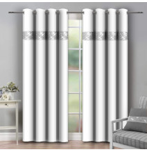 Függöny a gyűrűk cirkóniával 140x250 cm fehér