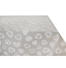 Terítő fehér szívek