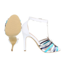 Fehér női szandál 335