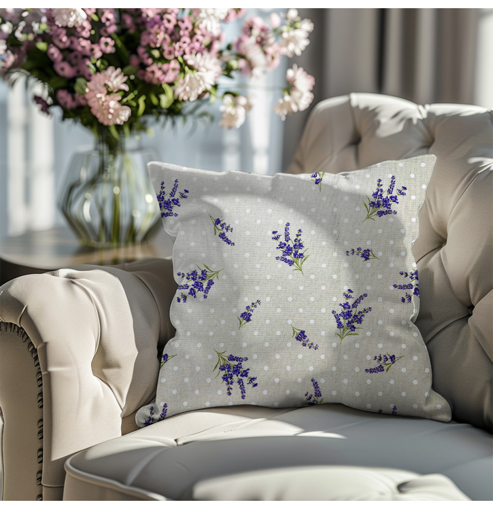 Párnahuzat levendula pöttyökkel