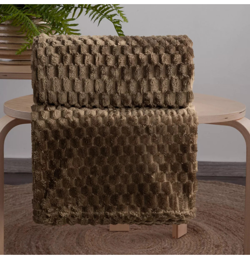 Takaró Cindy6 3D effektussal sötétbarna