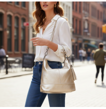 Női bőr kézitáska MI38 aranysárga Made in Italy