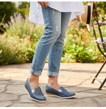 Bőr mokaszinok 99 kék gyöngyház LORETTA VITALE