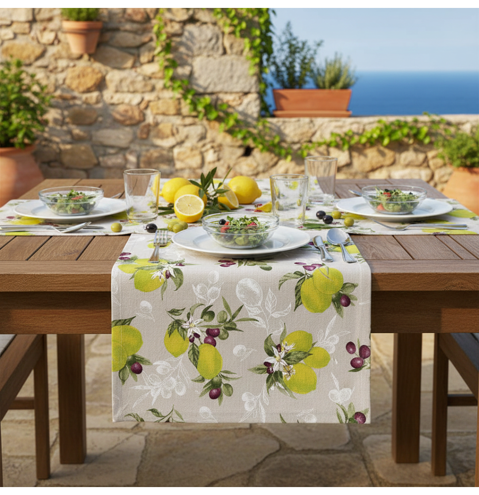 Futófelület az asztalon citrom, olajbogyó