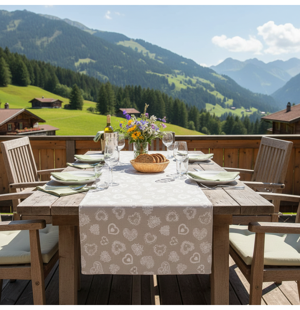 Futófelület az asztalon fehér szívek 50x150 cm