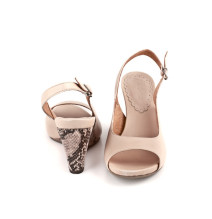 Női szandál 893 ölében bézs Freemood