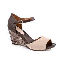 Női szandál ék 892 bézs Freemood