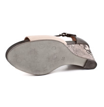 Női szandál ék 892 bézs Freemood